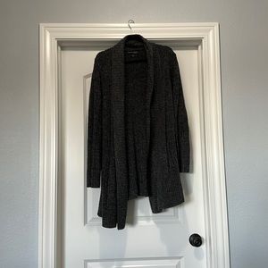 Charcoal Barefoot Dreams Sweater. 3x.